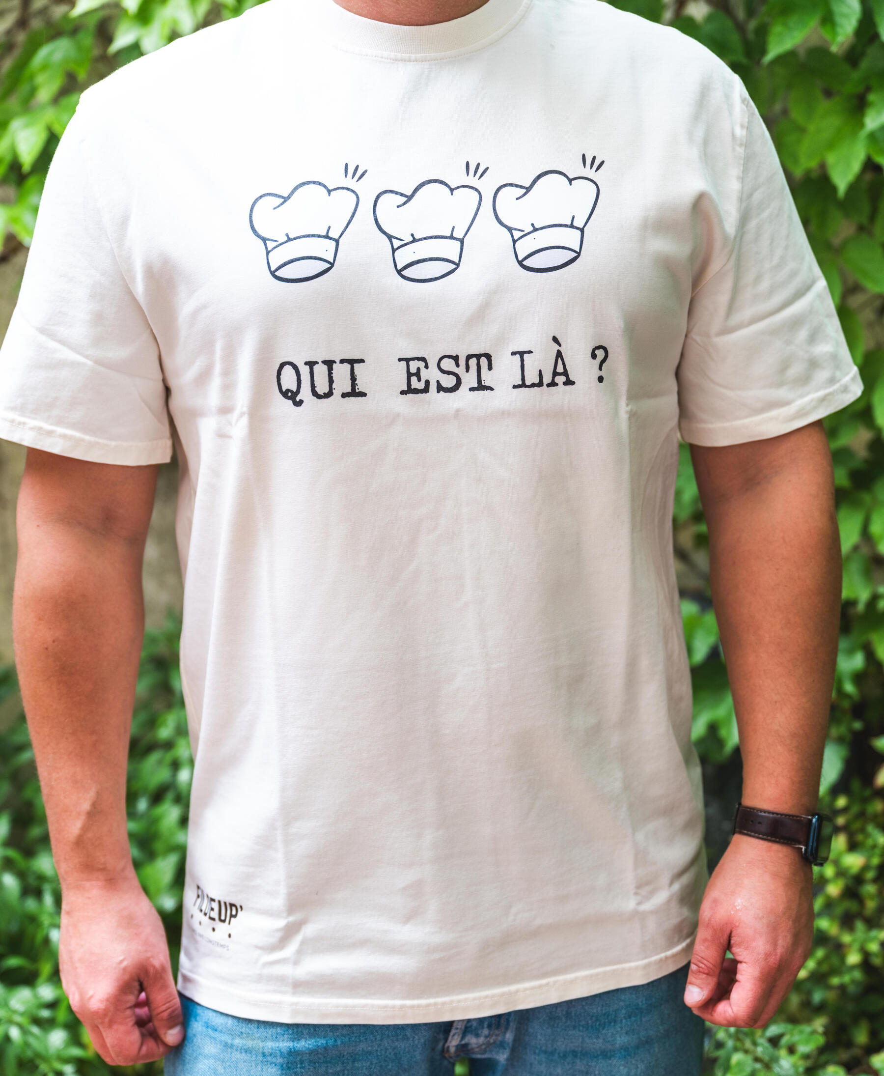 T-shirt : Hotel ou restaurant
