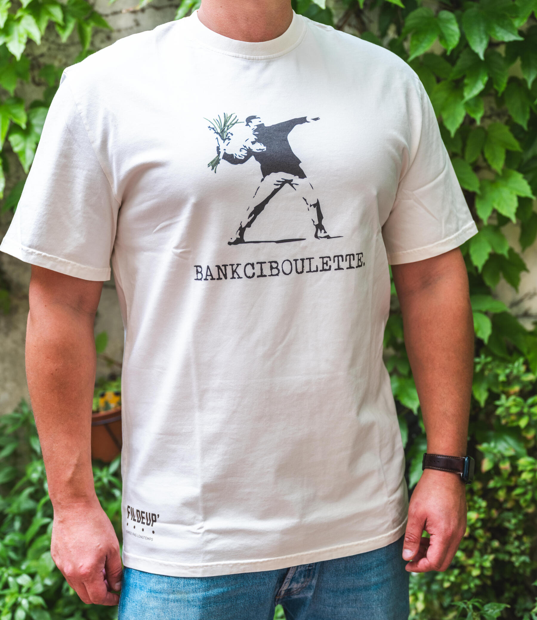 T-shirt : Hotel ou restaurant